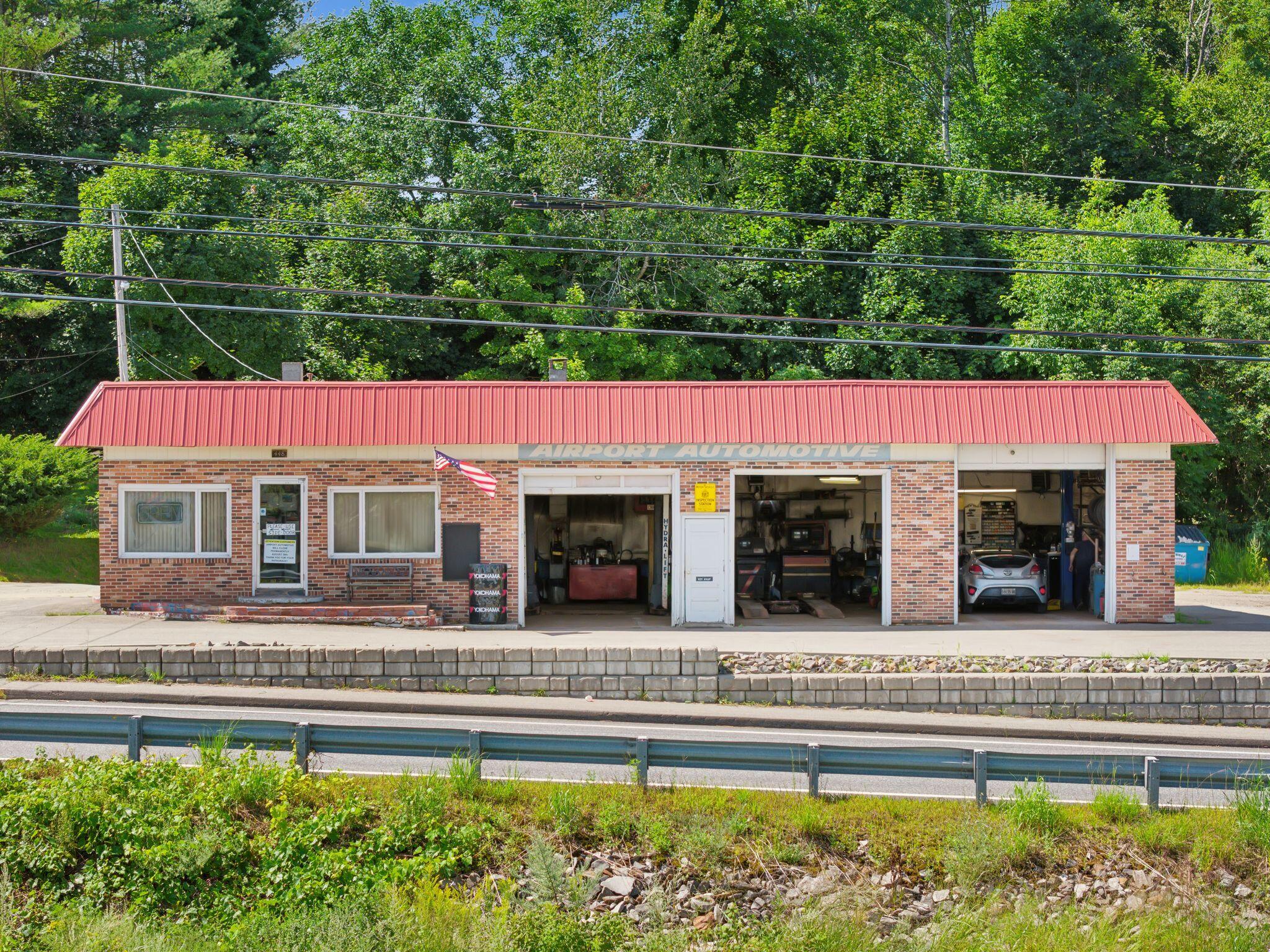 Maine Ave, Farmingdale, ME 04344