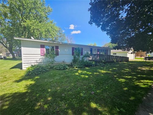 529 N Huron Ave, Spring Valley, MN, 55975-1117 | Card Image