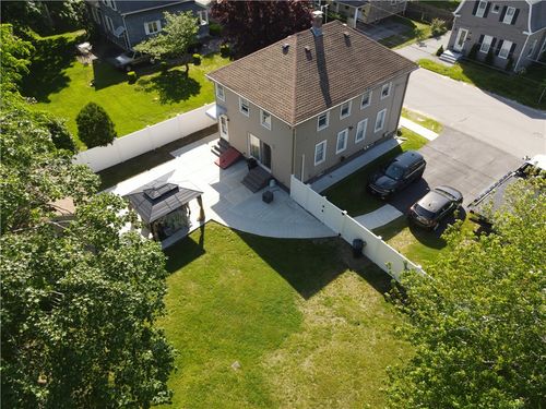 114 Jefferson St, Warwick, RI, 02888-2036 | Card Image