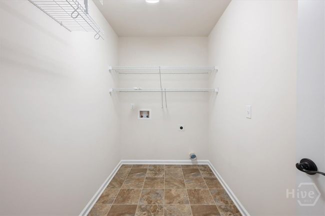 Laundry Room 2nd Floor | Image 25