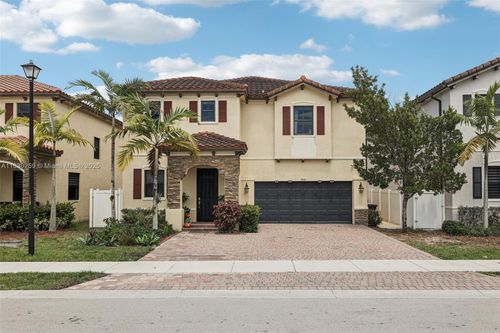 9331 W 35th Ave, Hialeah, FL, 33018-2057 | Card Image
