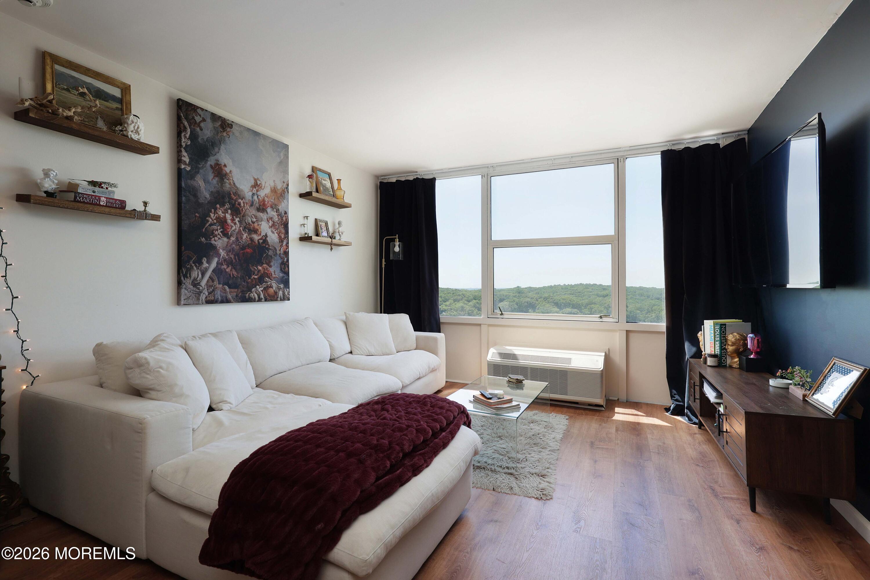 Residential Lease in Highlands 4