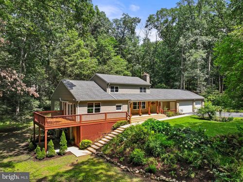 226 Acorn Ln, Lititz, PA, 17543-9569 | Card Image