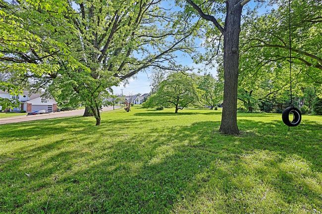 2801 Eldon Ave, House other with 5 bedrooms, 2 bathrooms and null parking in Maryland Heights MO | Image 7