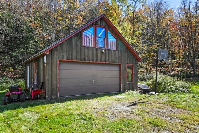 74 Old Main Rd, House other with 3 bedrooms, 2 bathrooms and 4 parking in Savoy MA | Image 4
