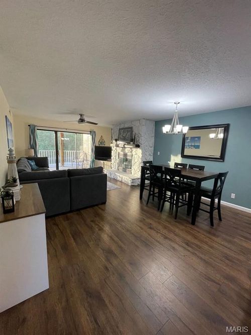 z1-611 Lazy Days Rd, Osage Beach, MO, 65065-3552 | Card Image