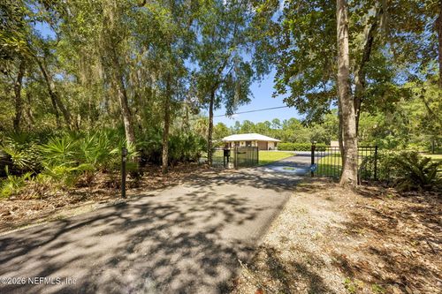 100 Whitney St, Satsuma, FL, 32189-3010 | Card Image