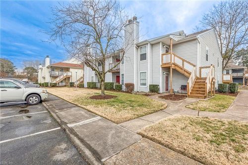 204-4175 Thalia Station Cir, Virginia Beach, VA, 23452-1750 | Card Image