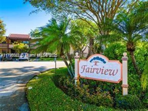 apt-104-20841 San Simeon Way, Miami, FL, 33179-1834 | Card Image