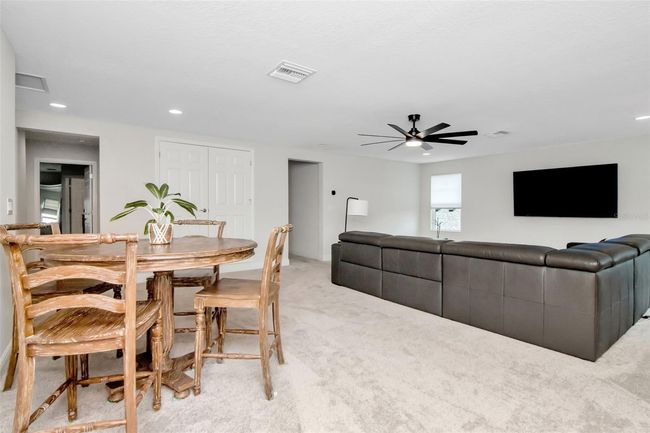 Great for Entertaining | Image 20