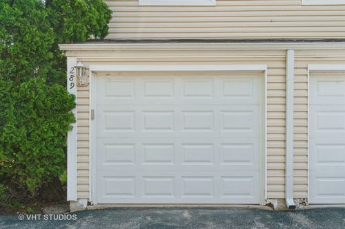 23a-289 London Pl, Wheeling, IL, 60090-2630 | Card Image
