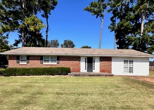 911 Davison Ave, Muscle Shoals, AL, 35661 | Card Image