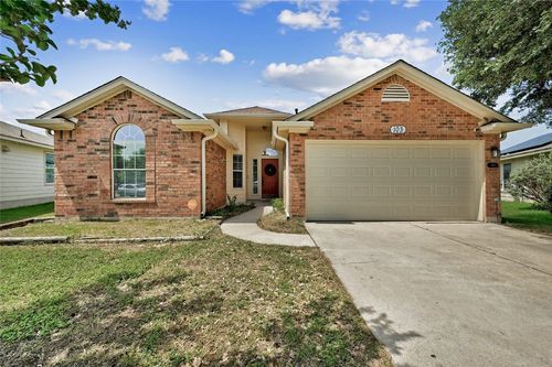 103 Towan Way, Hutto, TX, 78634-5518 | Card Image