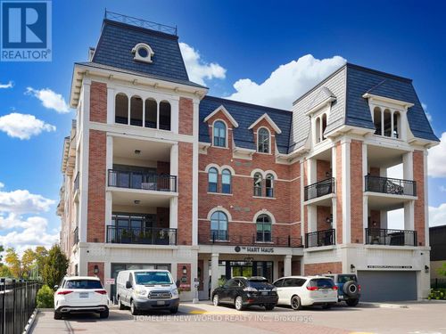 401-208 Main St, Markham, ON, L3R6J8 | Card Image