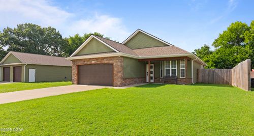 606 E Glenview Pl, Neosho, MO, 64850-3033 | Card Image