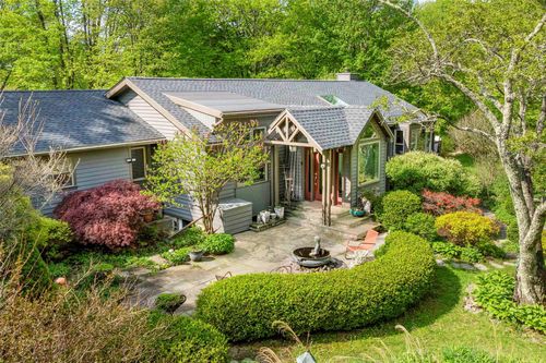 279 Cooper Lake Rd, Bearsville, NY, 12409-5302 | Card Image