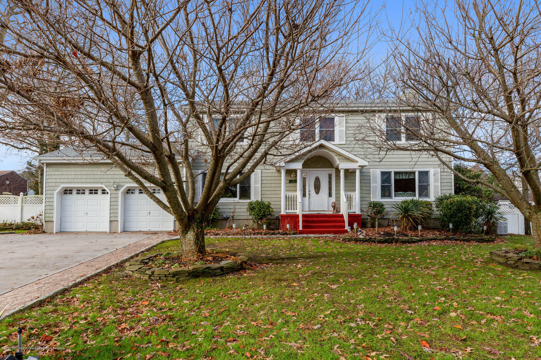 15 Penny Lane, Sold in Bayville Zoocasa