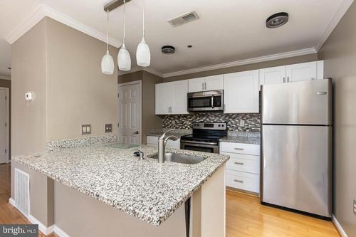 unit-712-2702 Lighthouse Pt E, BALTIMORE, MD, 21224-5072 | Card Image