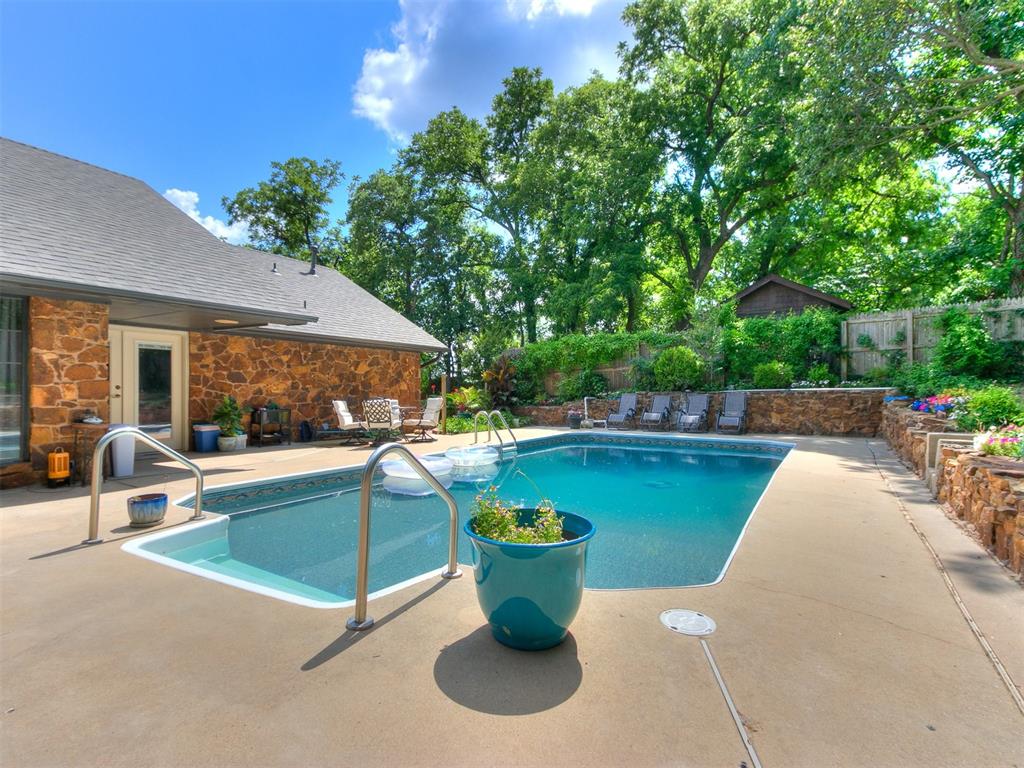 Springbrook Ln, Choctaw, OK 73020