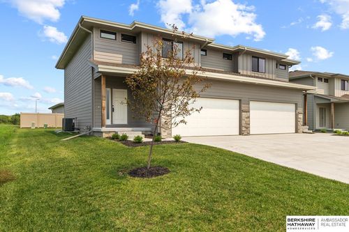 14810 Willow St, Bennington, NE, 68007-5190 | Card Image