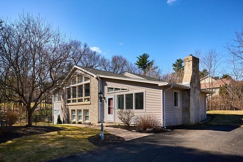 14 Sylvan Dr, Westfield, MA, 01085-4516 | Card Image