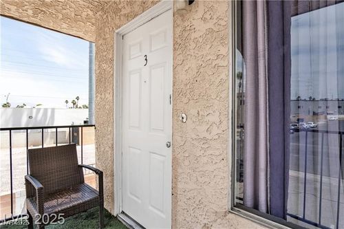 apt-3-4140 Solteros St, Las Vegas, NV, 89103-3589 | Card Image