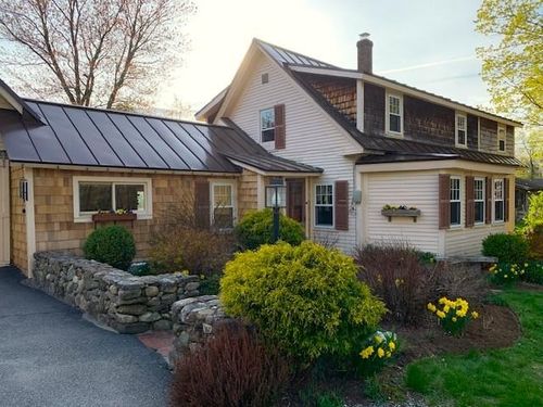 1747 River Rd, Weare, NH, 03281-4722 | Card Image