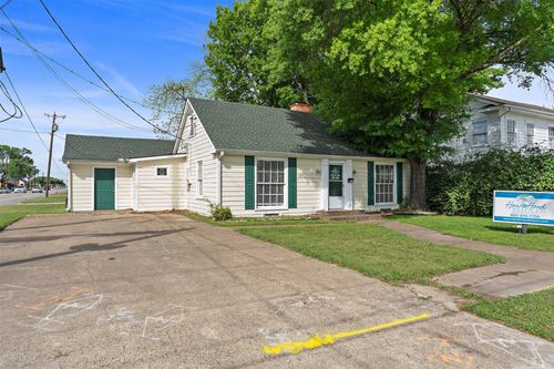 208 S 31st St, Corsicana, TX, 75110-4028 | Card Image