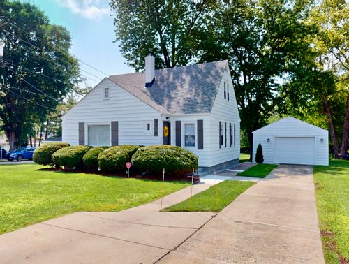 2310 W 73rd Ave, Merrillville, IN, 46410-3765 | Card Image