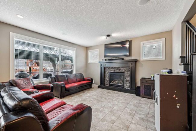 41 Elgin Estates View Se, House detached with 3 bedrooms, 2 bathrooms and 2 parking in Calgary AB | Image 11