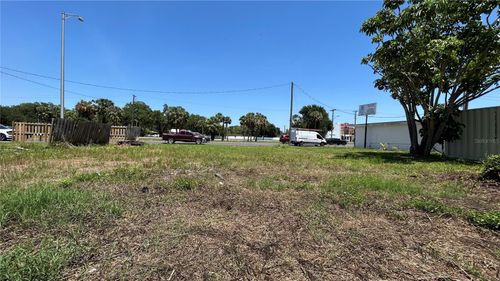 9909 S Us Highway 41, GIBSONTON, FL, 33534-4012 | Card Image