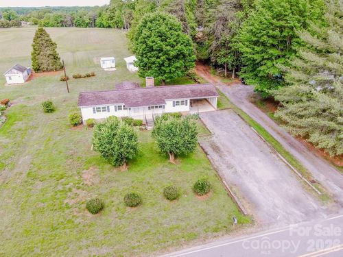 431 Cooper Farm Rd, Statesville, NC, 28625-8997 | Card Image