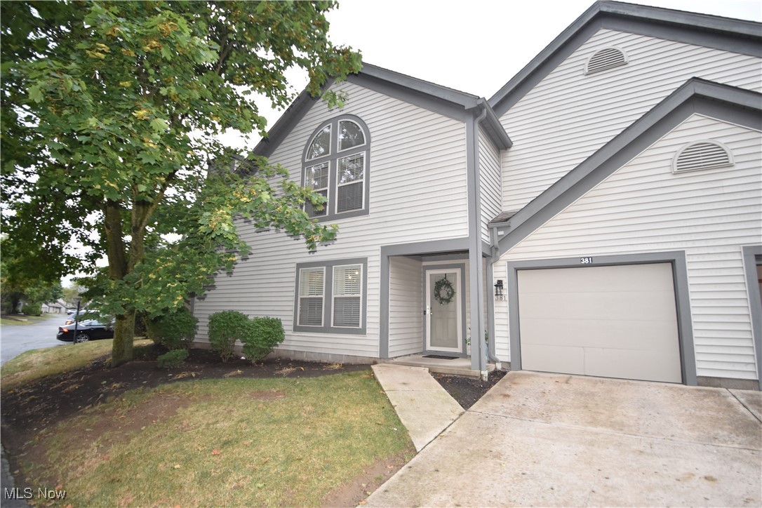 Arrowhead Bay Ave, Columbiana, OH 44408