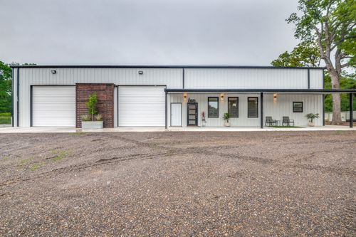 2011 Ne County Road 0070 Road, Corsicana, TX, 75109 | Card Image