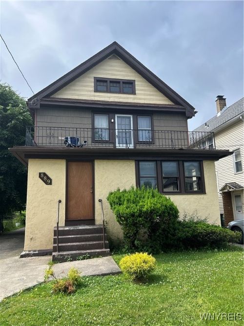 889 Tifft St, Buffalo, NY, 14220-1844 | Card Image