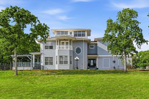 10325 E Fm 922, Tioga, TX, 76271-9722 | Card Image