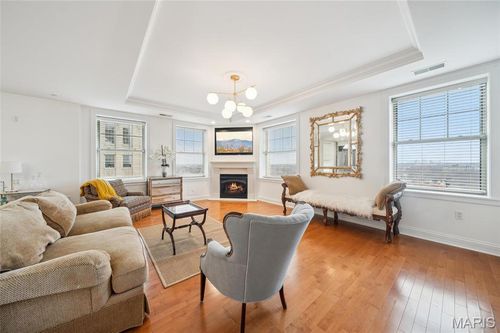 apt-1407-232 N Kingshighway Blvd, Saint Louis, MO, 63108-4000 | Card Image