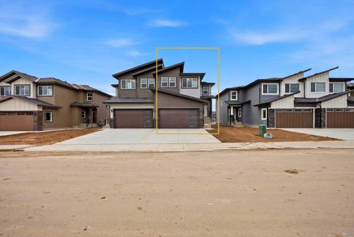 30 Waterford Mews, Chestermere, AB, T1X3B4 | Card Image