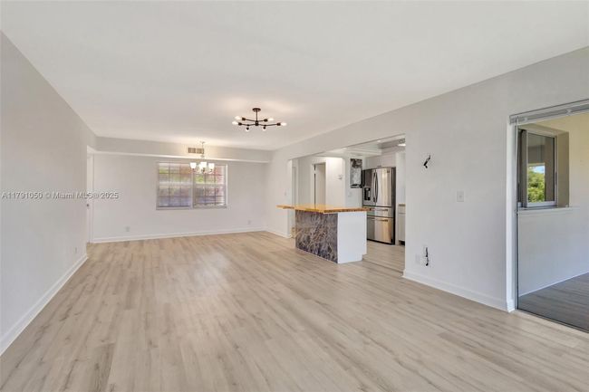 APT-316 - 5540 Tamberlane Cir, Condo with 2 bedrooms, 2 bathrooms and null parking in Palm Beach Gardens FL | Image 24