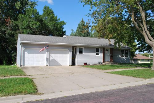 455 Ward St, Fairmont, MN, 56031-4368 | Card Image