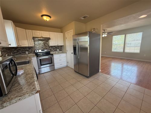 733 S Crockett Dr, Abilene, TX, 79605-2629 | Card Image