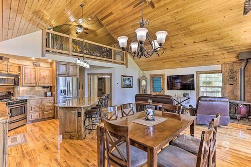 18 Shady Ln, Garden Valley, ID, 83622-5216 | Card Image