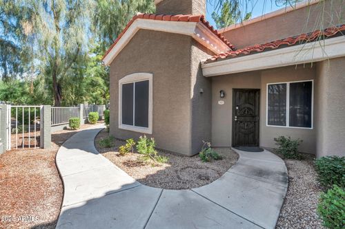 1102-2929 W Yorkshire Dr, Phoenix, AZ, 85027-3949 | Card Image