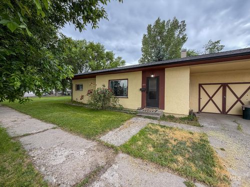 723 E 14th St, Burley, ID, 83318-2022 | Card Image