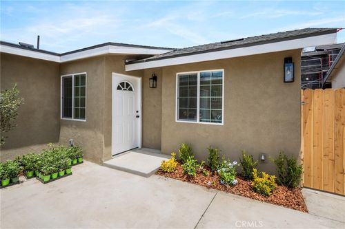 14-10972 Mckinley, Los Angeles, CA, 90059 | Card Image