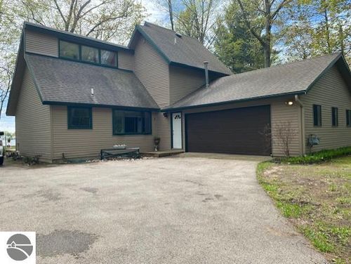 8779 Swan Pointe Rd, Elk Rapids, MI, 49629-9406 | Card Image