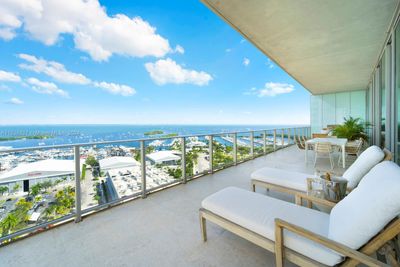 1601S - 2675 S Bayshore Dr, Condo with 4 bedrooms, 3 bathrooms and null parking in Coconut Grove FL | Image 1