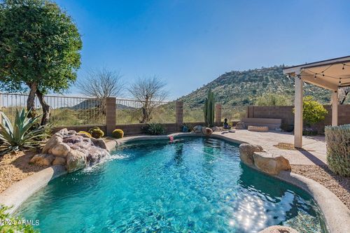 2017 E Creedance Blvd, Phoenix, AZ, 85024-8607 | Card Image
