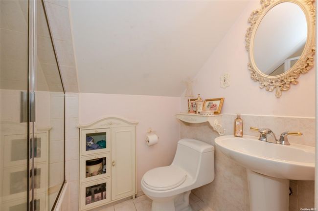 19 E Atlantic Ave, House other with 3 bedrooms, 1 bathrooms and null parking in Oceanside NY | Image 15