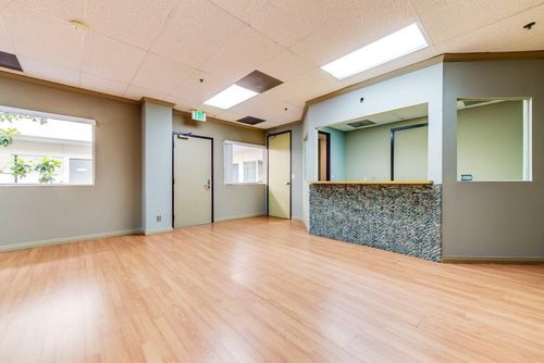 1529 E Palmdale Blvd, Palmdale, CA, 93550-2034 | Card Image